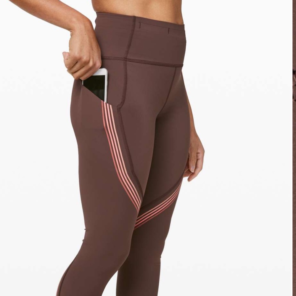 Lululemon Speed Limit Crop‎ 23"
Cherry Cola 10 - Picture 5 of 7